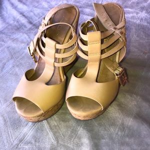 Aldo wedges